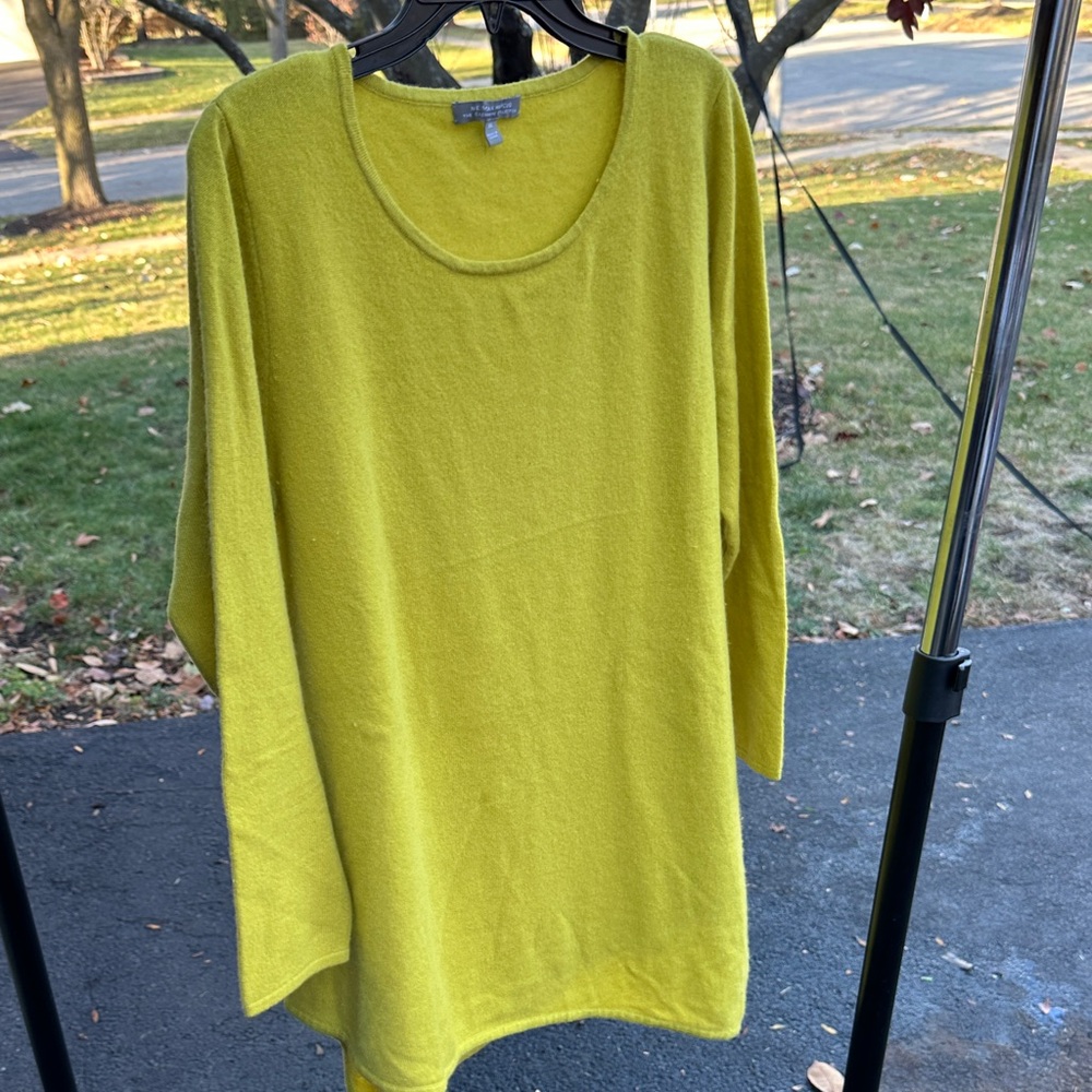 Neiman Marcus Chartreuse Scoop Neck Sweater